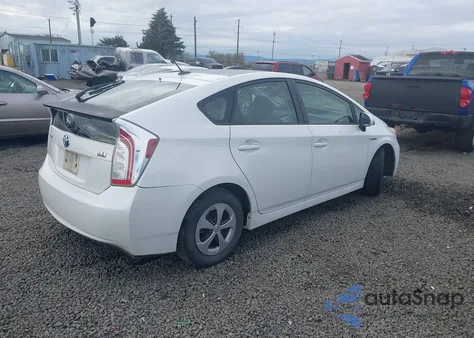 2014 Toyota Prius Three из США, поврежденный, VIN JTDKN3DU4E0390603